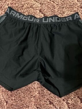 Under Armour Black Athletic Training Shorts with Grey Branded Waistband